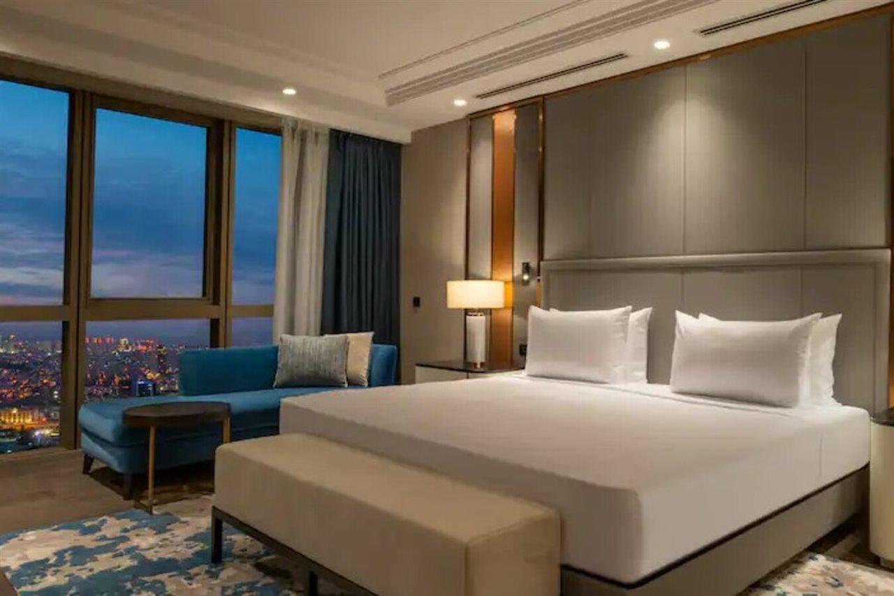 Hilton Mall Of איסטמבול מראה חיצוני תמונה A bedroom at the hotel